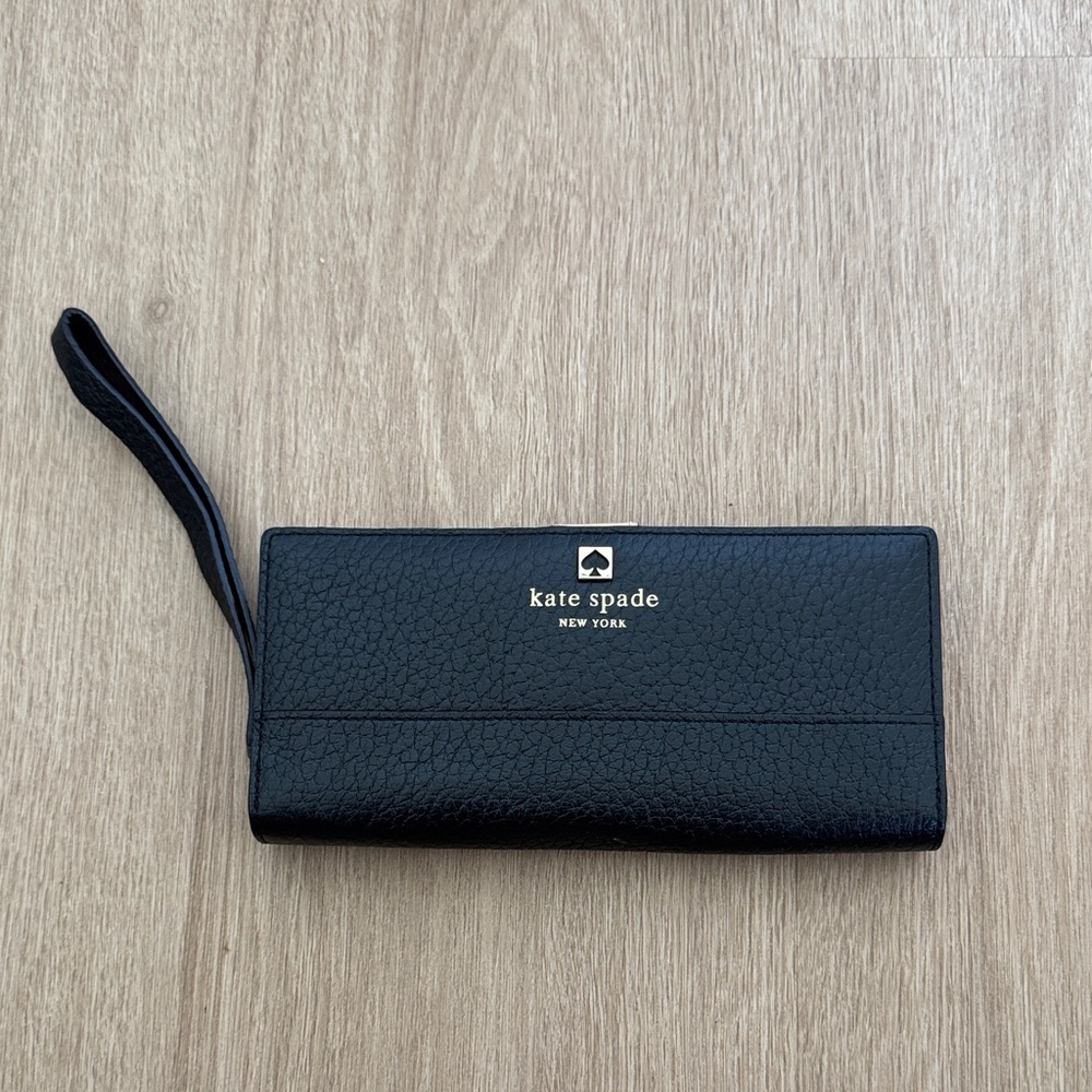 Kate Spade Black Textured Wallet